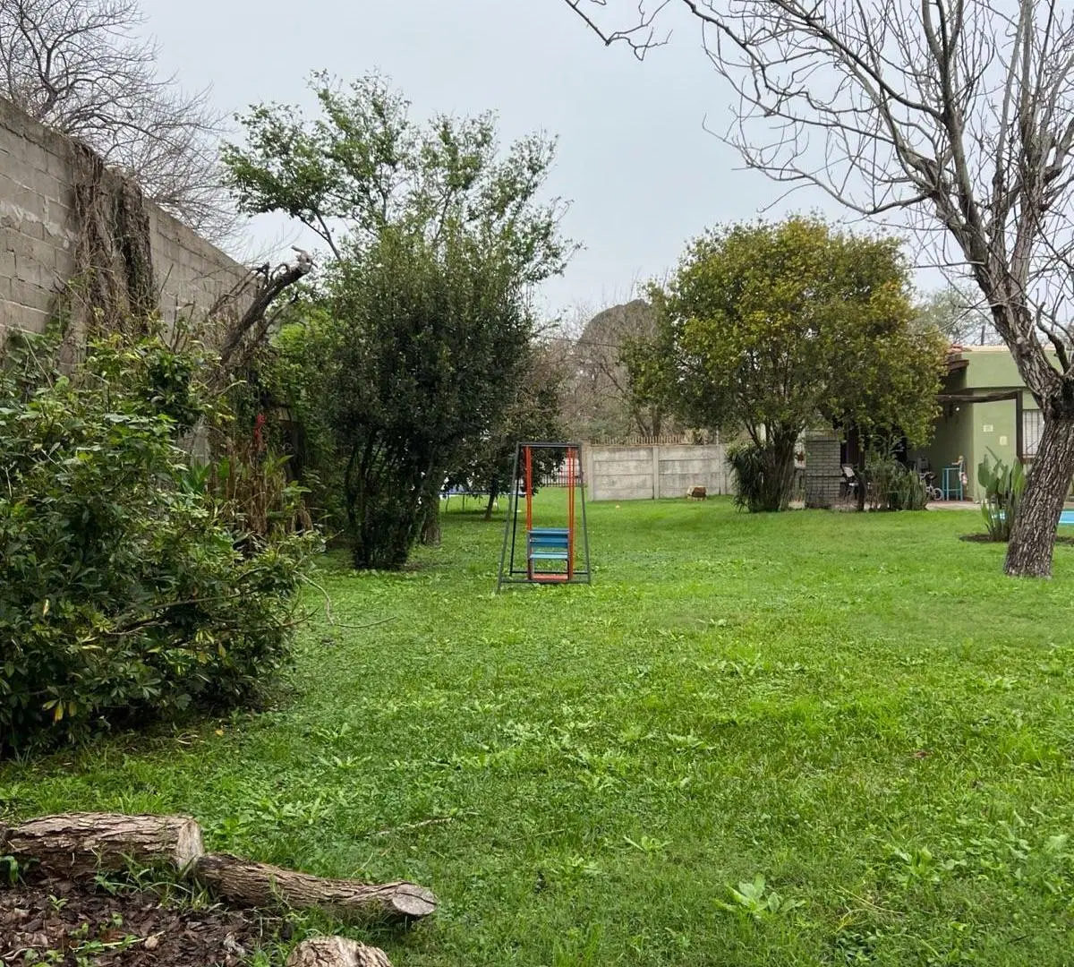 Terreno sobre avenida 2