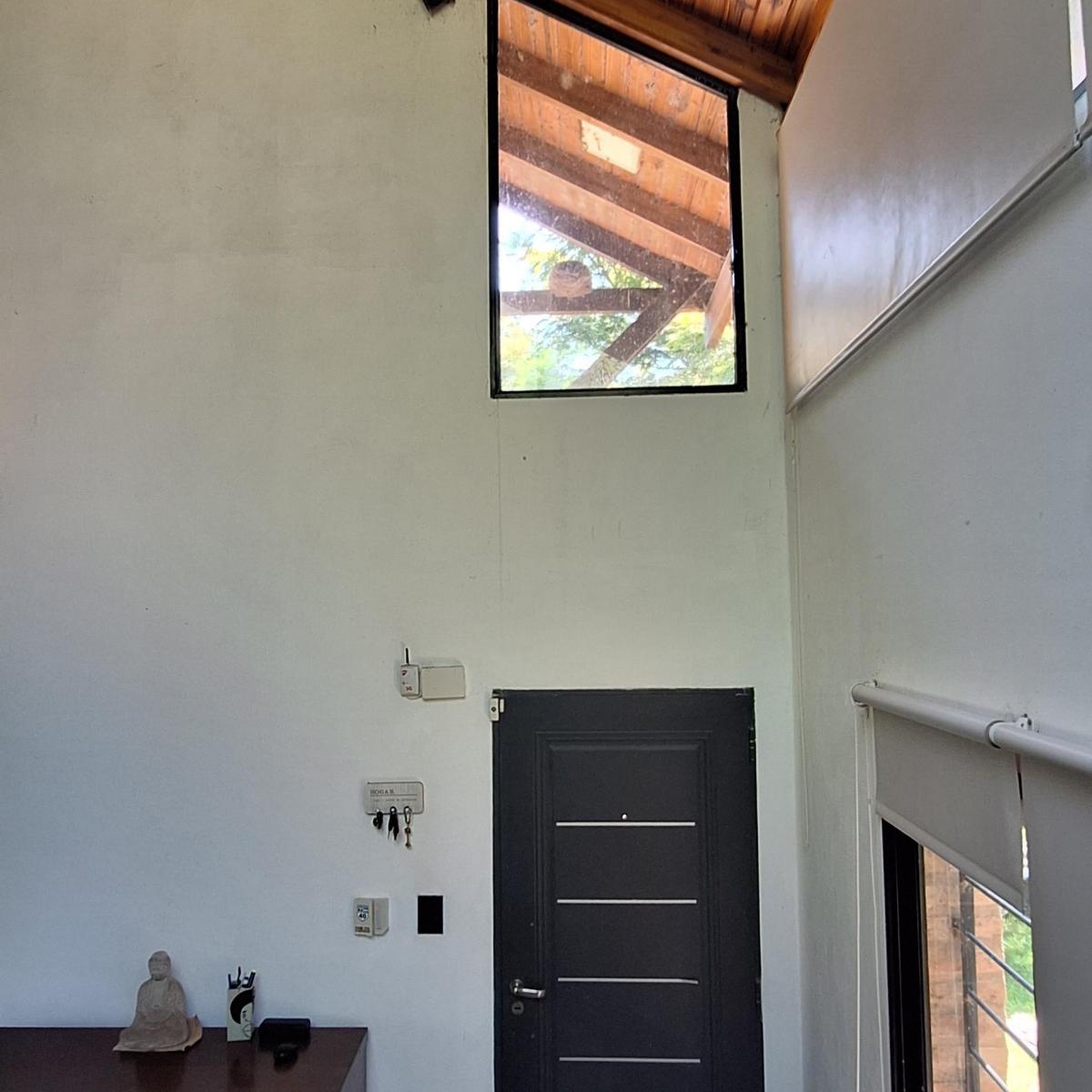 Casa. Ideal Turismo o Vivienda con Pileta. Dos Lotes Esquina. Terreno: 20x36 m 2