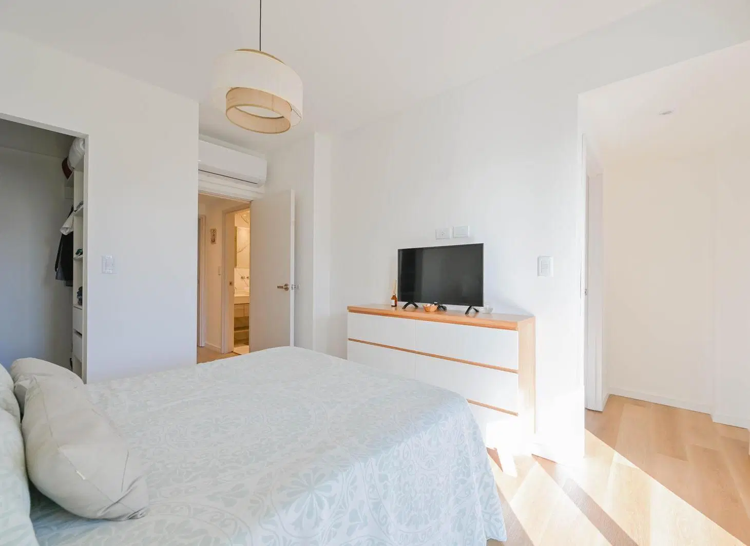 3 Ambientes en Venta en Villa Lugano | Cochera, Parrilla, Balcón Aterrazado y Dormitorio en Suite 3
