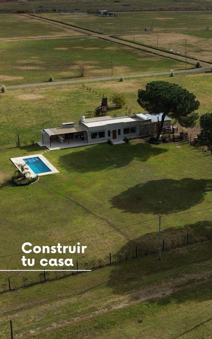 Foto de Terreno de 300 m² en venta en Mariano Acosta, imagen 2