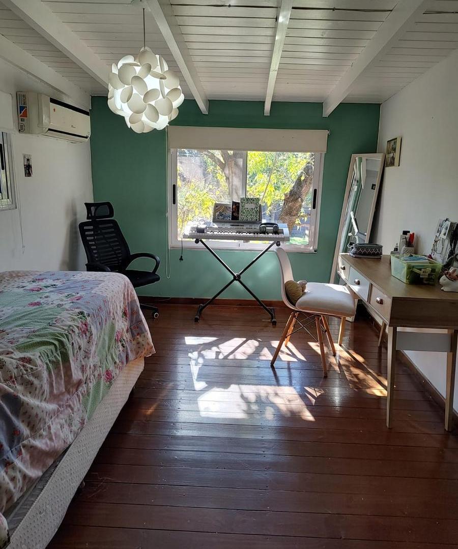 CASA | VENTA | 5 AMBIENTES | BARRIO PARQUE LELOIR | PILETA