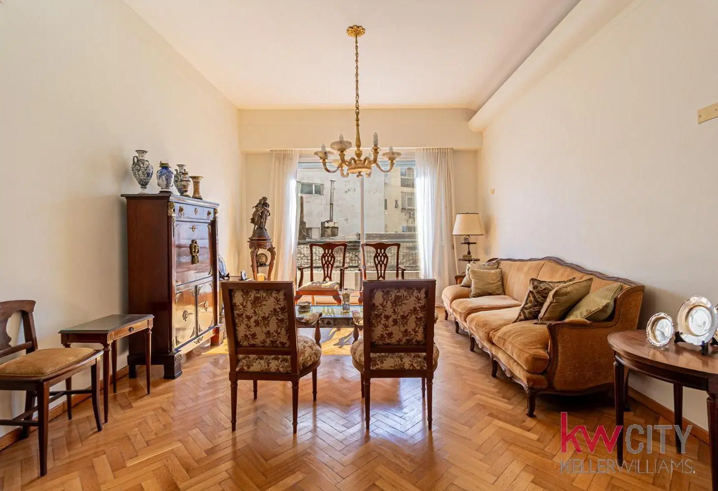 Departamento en venta en Retiro 10 ambientes con Cochera y Terraza 2