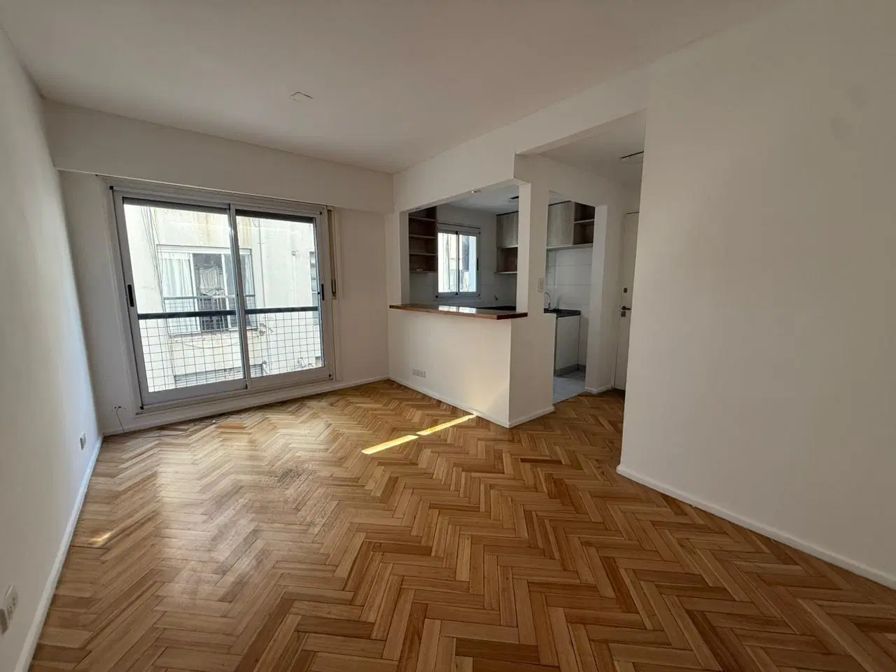 Departamento en Alquiler de 2 ambientes en Recoleta 2
