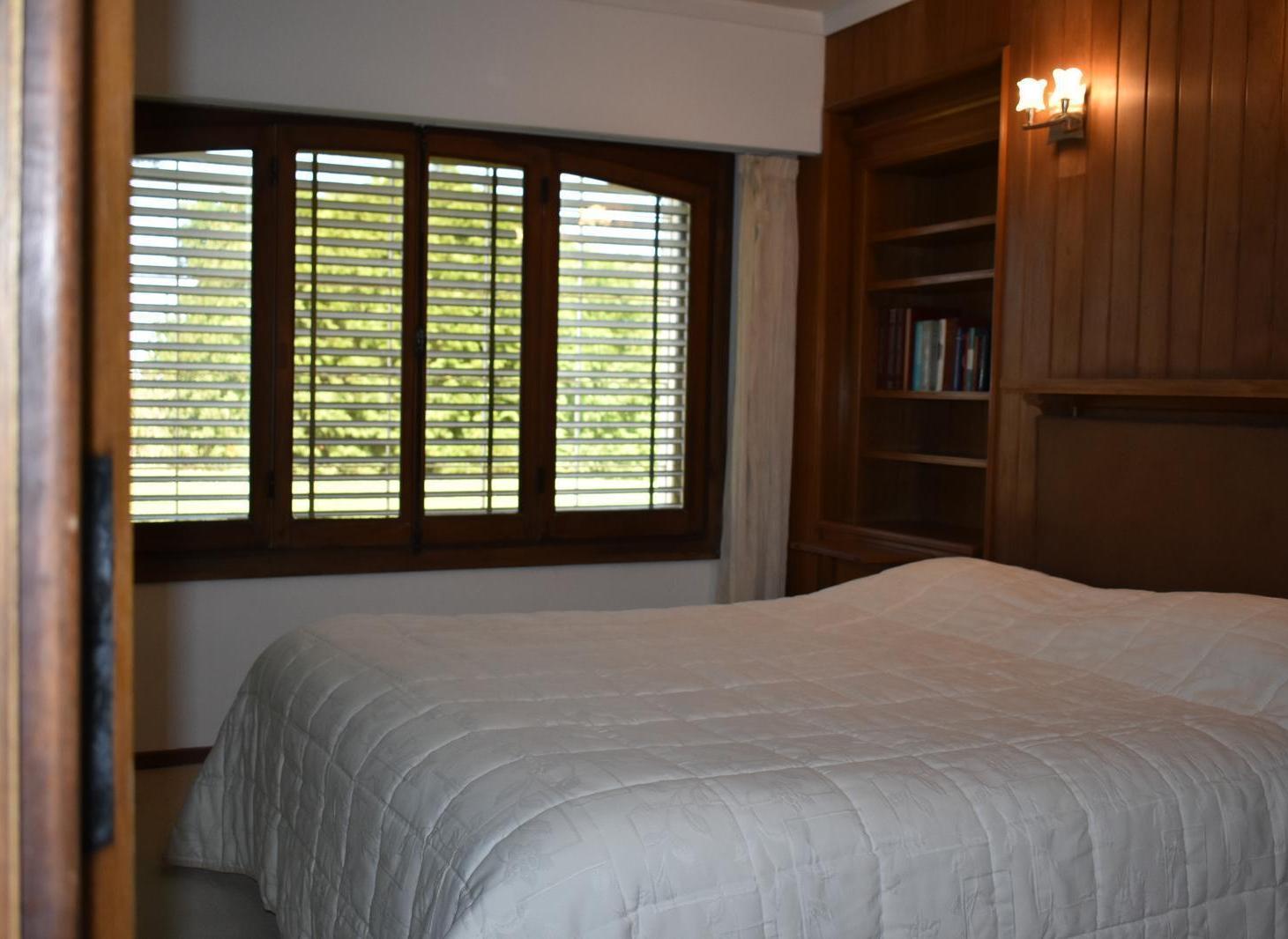 Casa en Venta en de la Sirena al 600 Pinamar