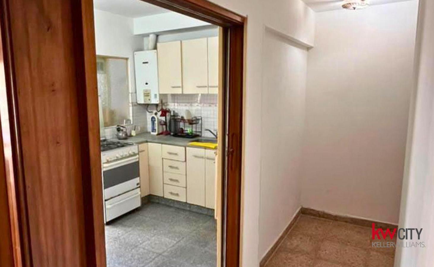 Foto de DEPARTAMENTO EN VENTA 3 AMBIENTES CON BALCON Y PATIO LA BOCA, CABA, imagen 5