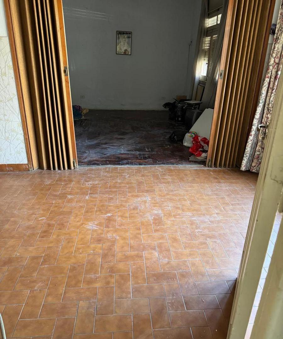 Foto de Casa en venta a refaccionar de 5 amb en Paternal con garage, CABA, imagen 4