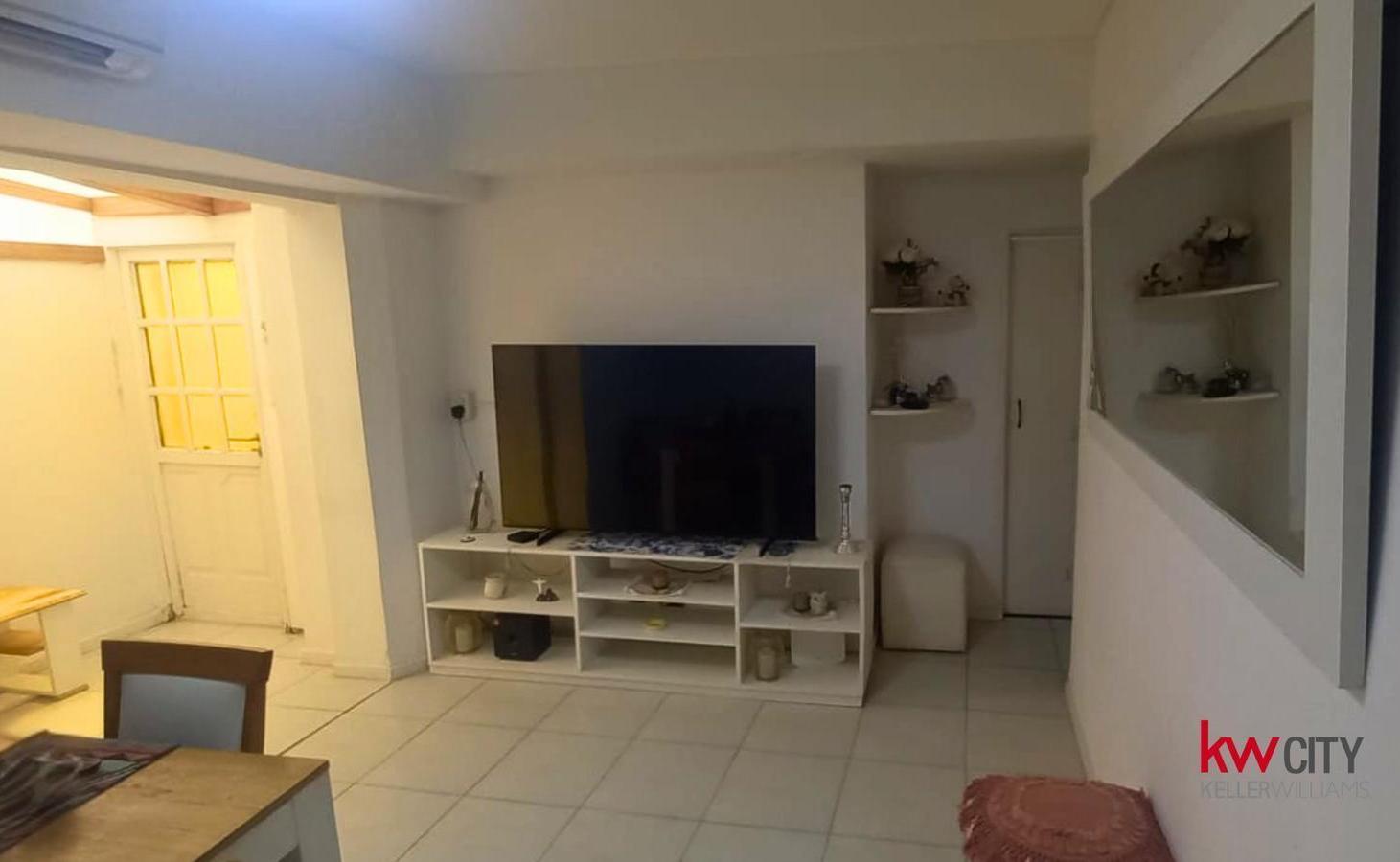 Foto de Departamento en venta 3 AMBIENTES EN COGHLAN - DOS PATIOS PROPIOS Y, imagen 1