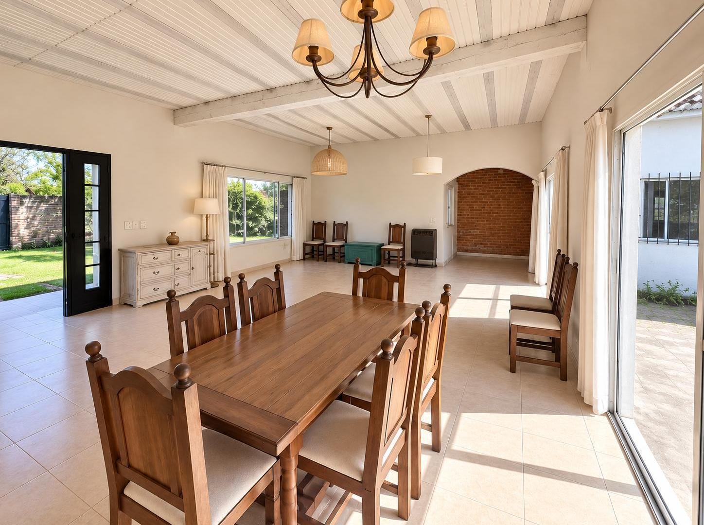 Foto de CASA EN VENTA 5 AMB EN TORTUGUITAS | ENORME LOTE | CERCA A LA ESTACIÓN, imagen 4