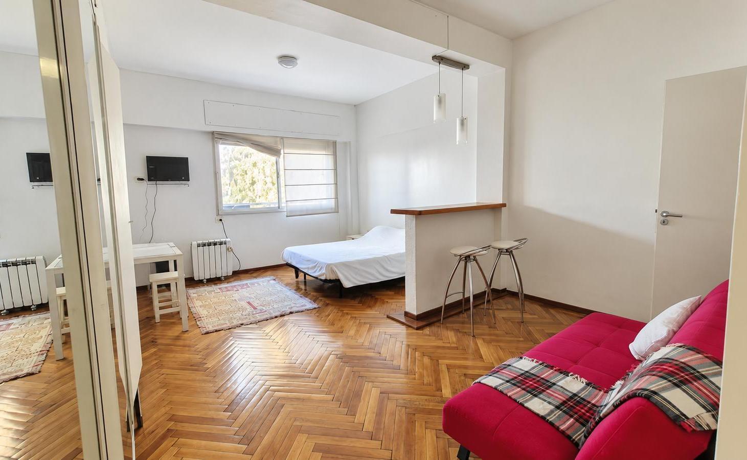 Foto de Departamento monoambiente en venta Recoleta Juncal al 2100, imagen 1