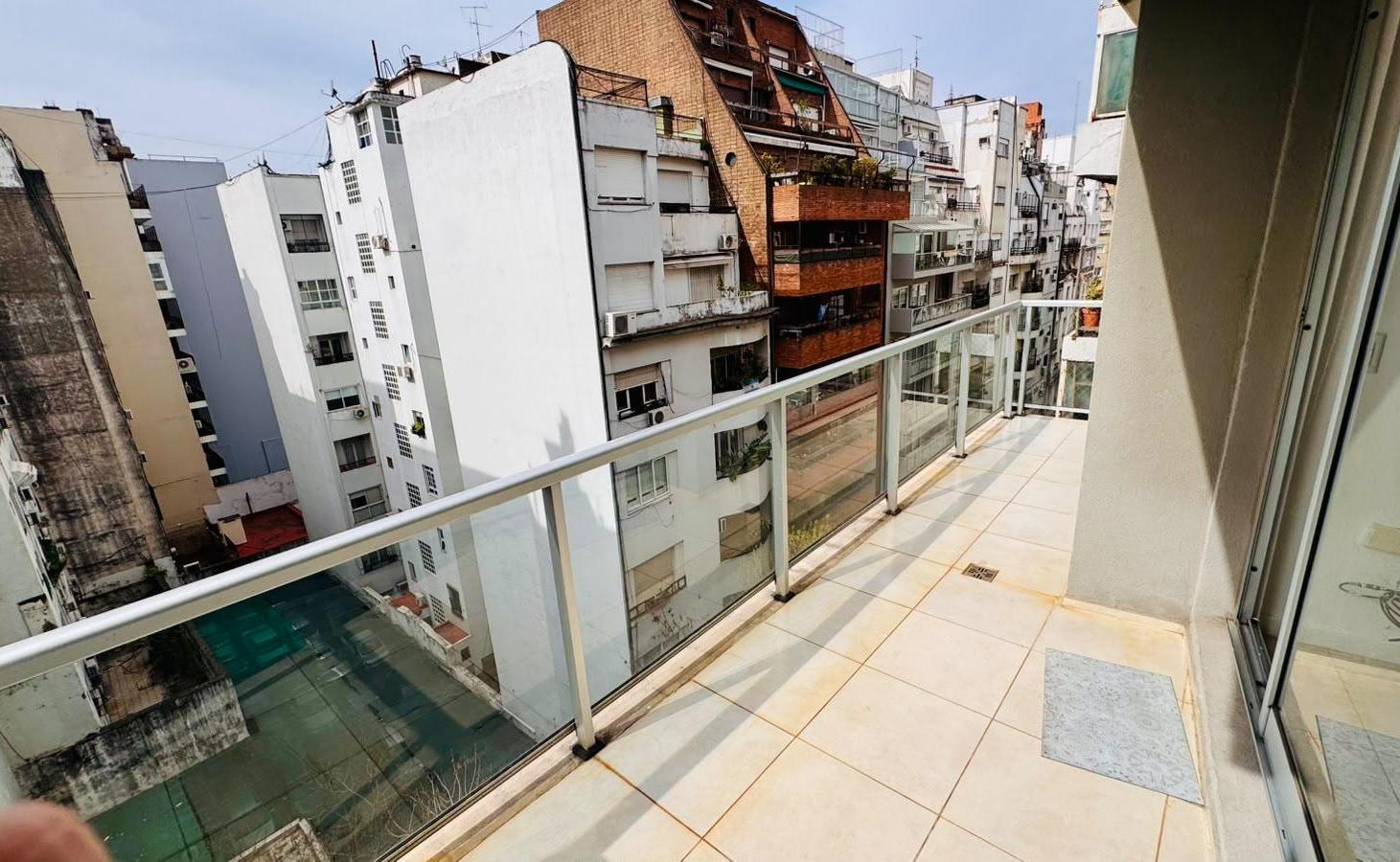 Foto de Alquiler Departamento 2 Ambientes con Balcón y Baulera Recoleta CABA, imagen 2