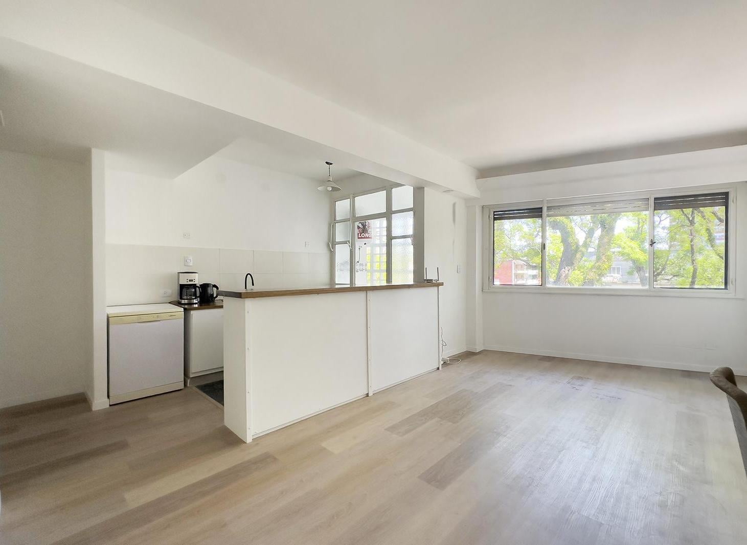 Foto de Departamento | Venta | Acassuso | 2 ambientes | Frente a la estación |, imagen 2