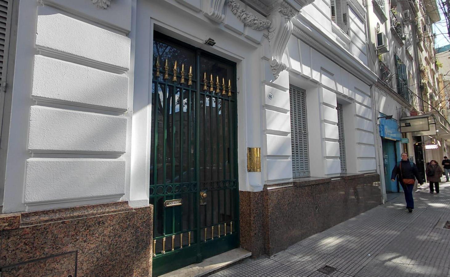Foto de ALQUILER Departamento Frances Recoleta 3 Amb., imagen 2