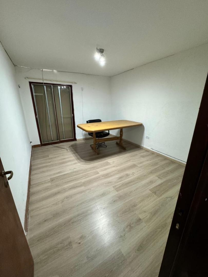 Se Vende Hermosa Casa con Pileta en Santa Isabel 2da Sección 5