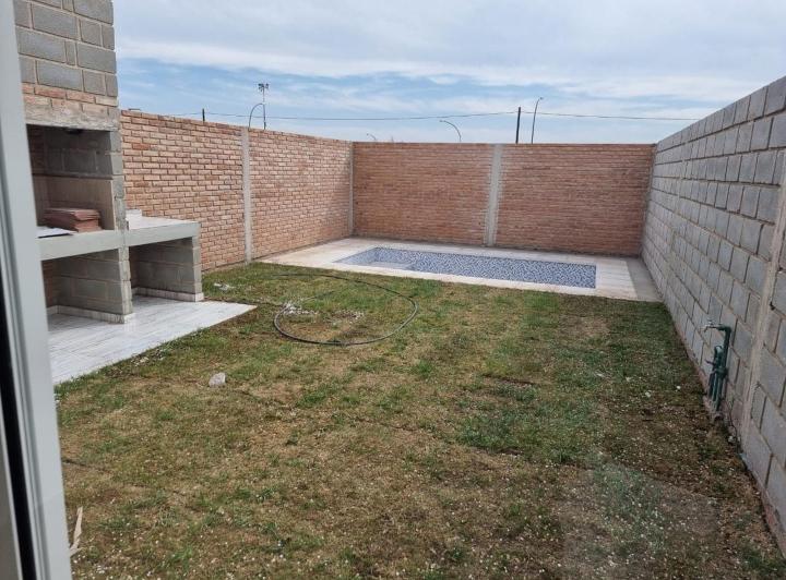 ALQUILO DUPLEX CON PILETA BARRIO NORTE 1 4