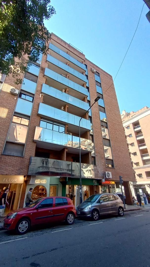 DEPARTAMENTO DOS DORM, BALCÓN, FRENTE, A MTS DEL BUEN PASTOR