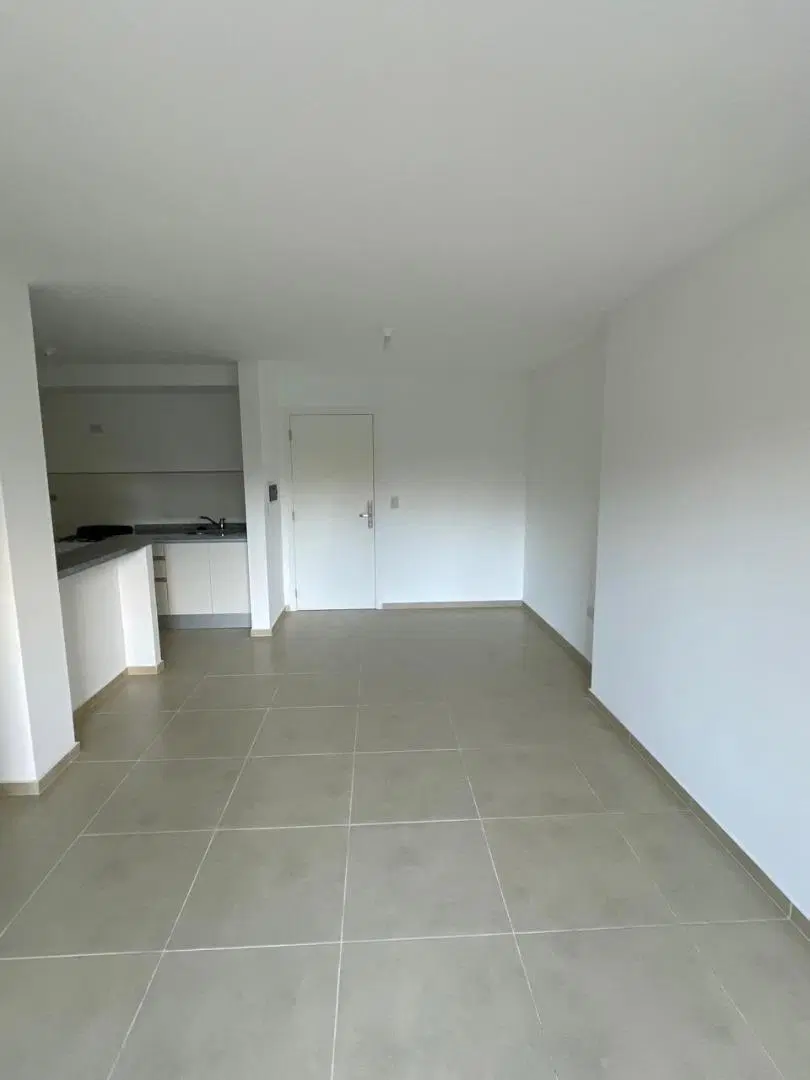 SE VENDE DEPARTAMENTO 1 DORM  PILAY FUTURA- Perón 1150 3