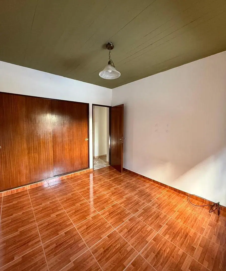 Departamento en Isidro Casanova 5