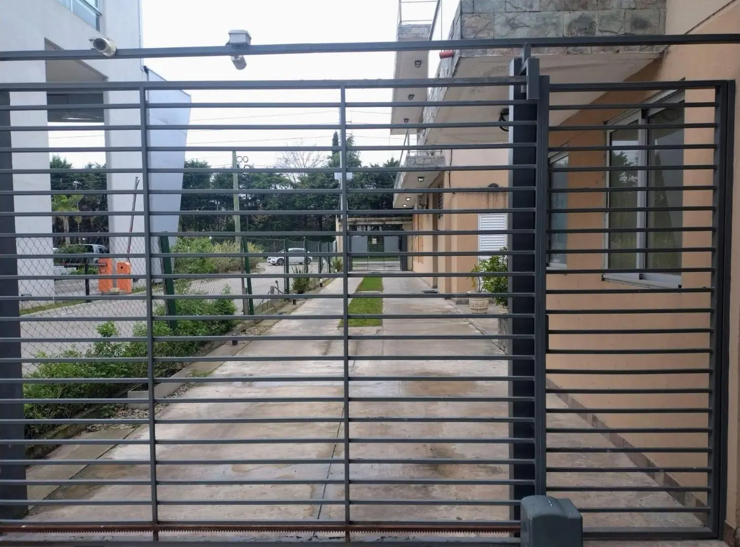 SE  VENDE DEPARTAMENTO- LOS ROBLES CANNING 5