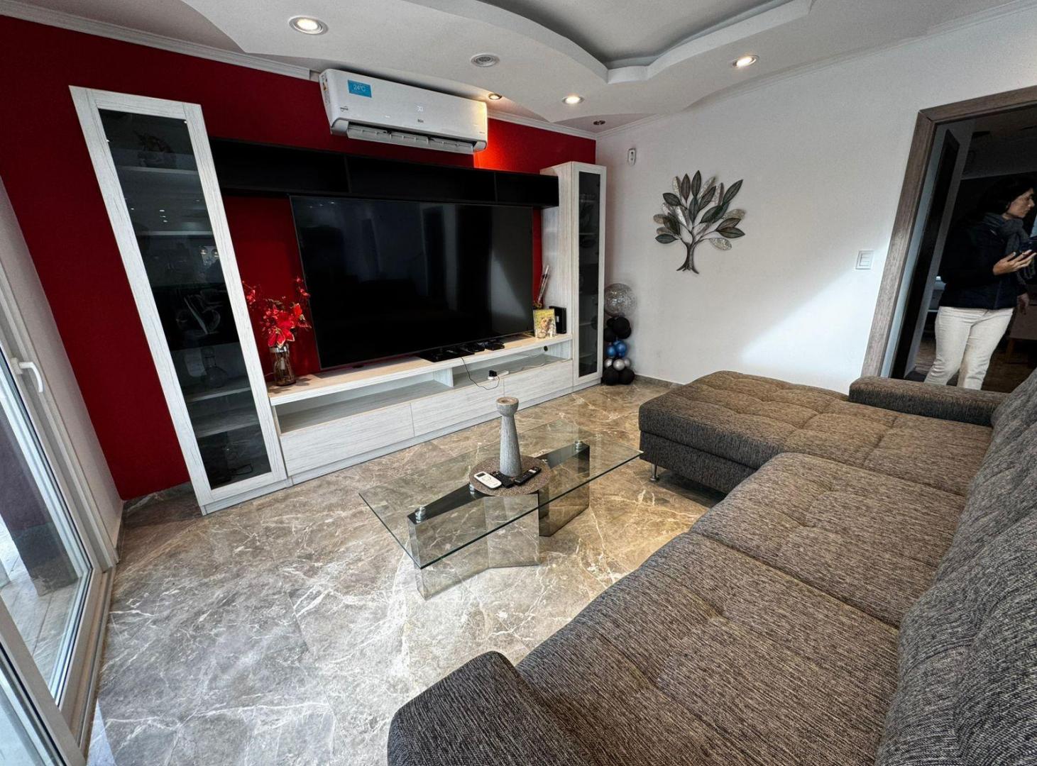Foto de ALQUILER VENTA CASA 5 AMBIENTES LAGOS DE CANNING - san vicente, imagen 2