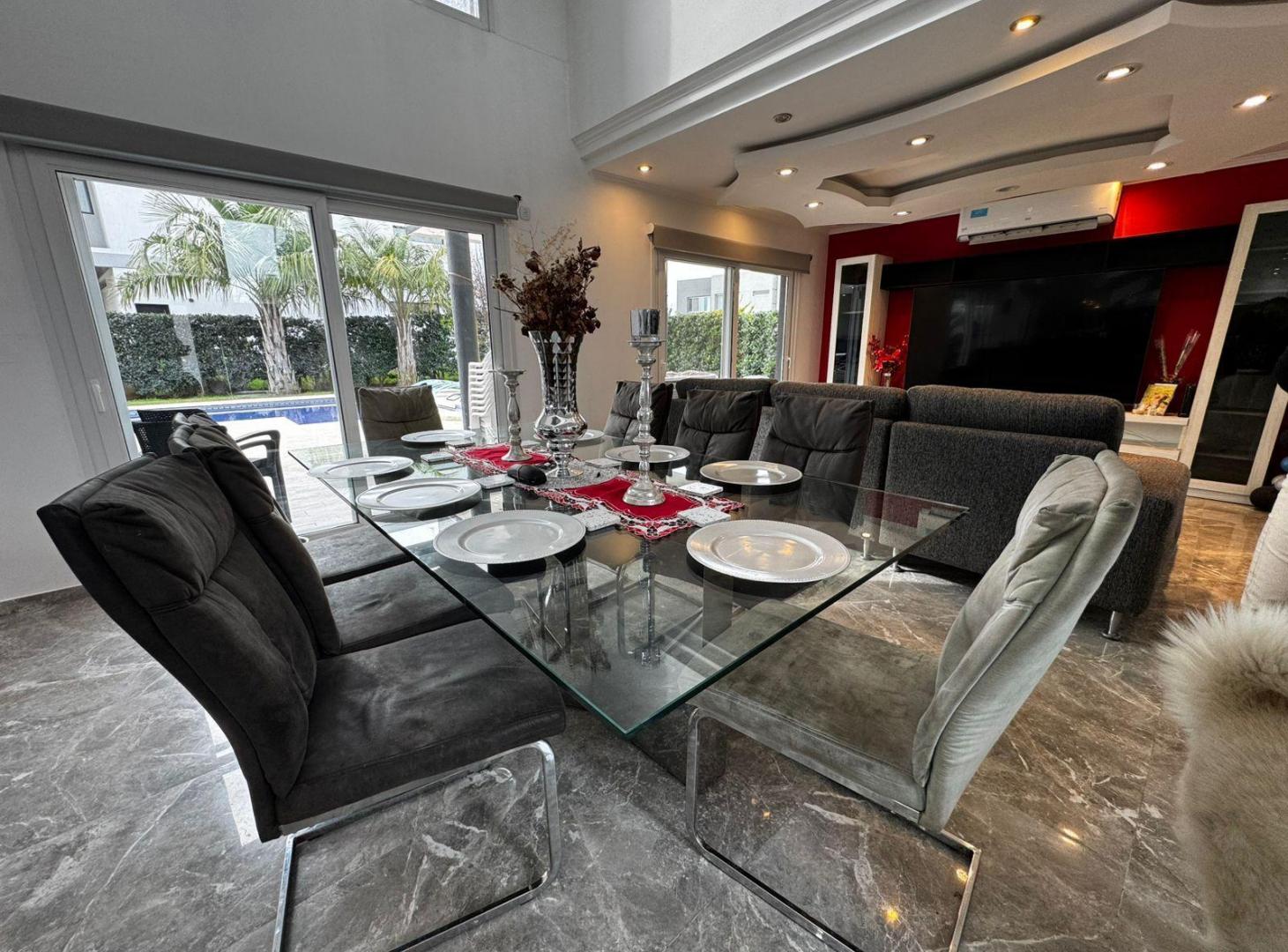 Foto de ALQUILER VENTA CASA 5 AMBIENTES LAGOS DE CANNING - san vicente, imagen 1