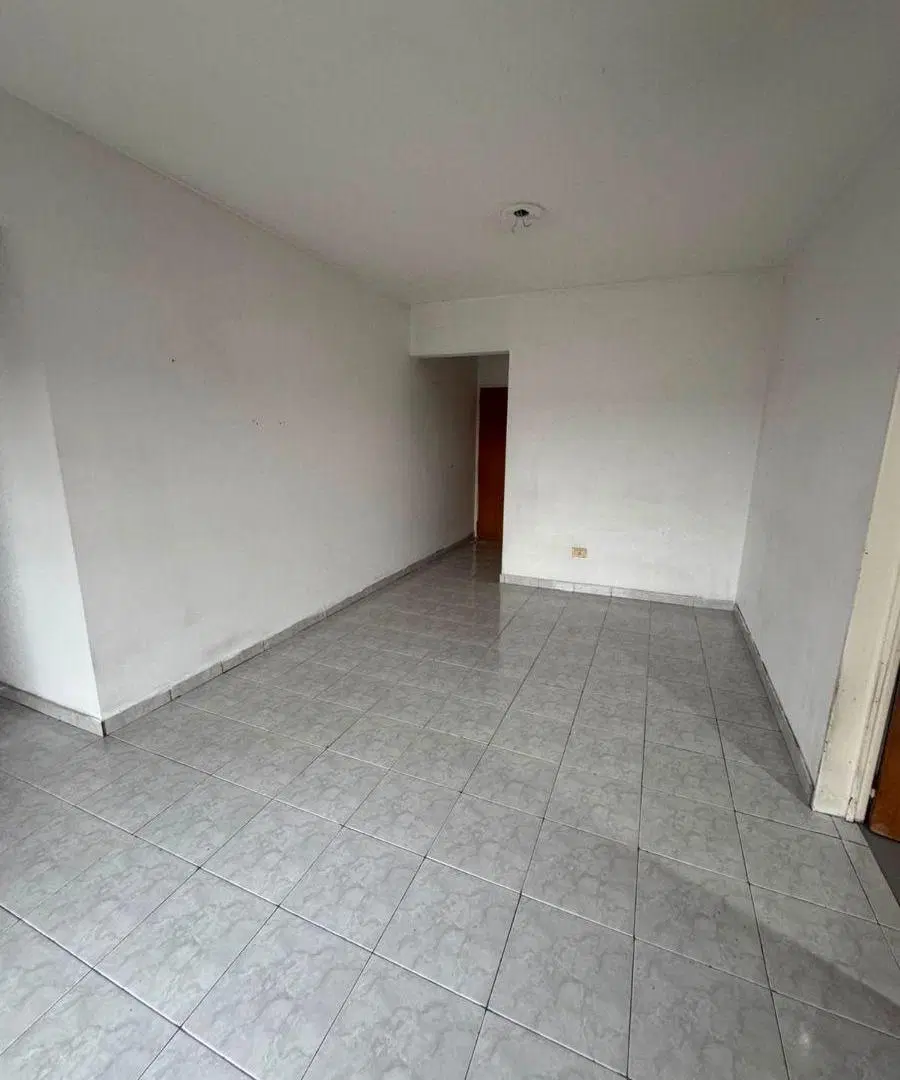 Departamento de 2 ambientes con balcón 1