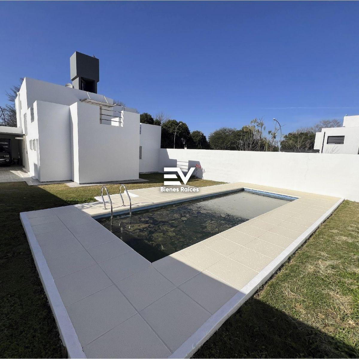 Venta. Oportunidad! Apta Credito! Greenville 2. Hermosa Casa (No Duplex) 3 Dorm + 4 Baños + Garage. 3