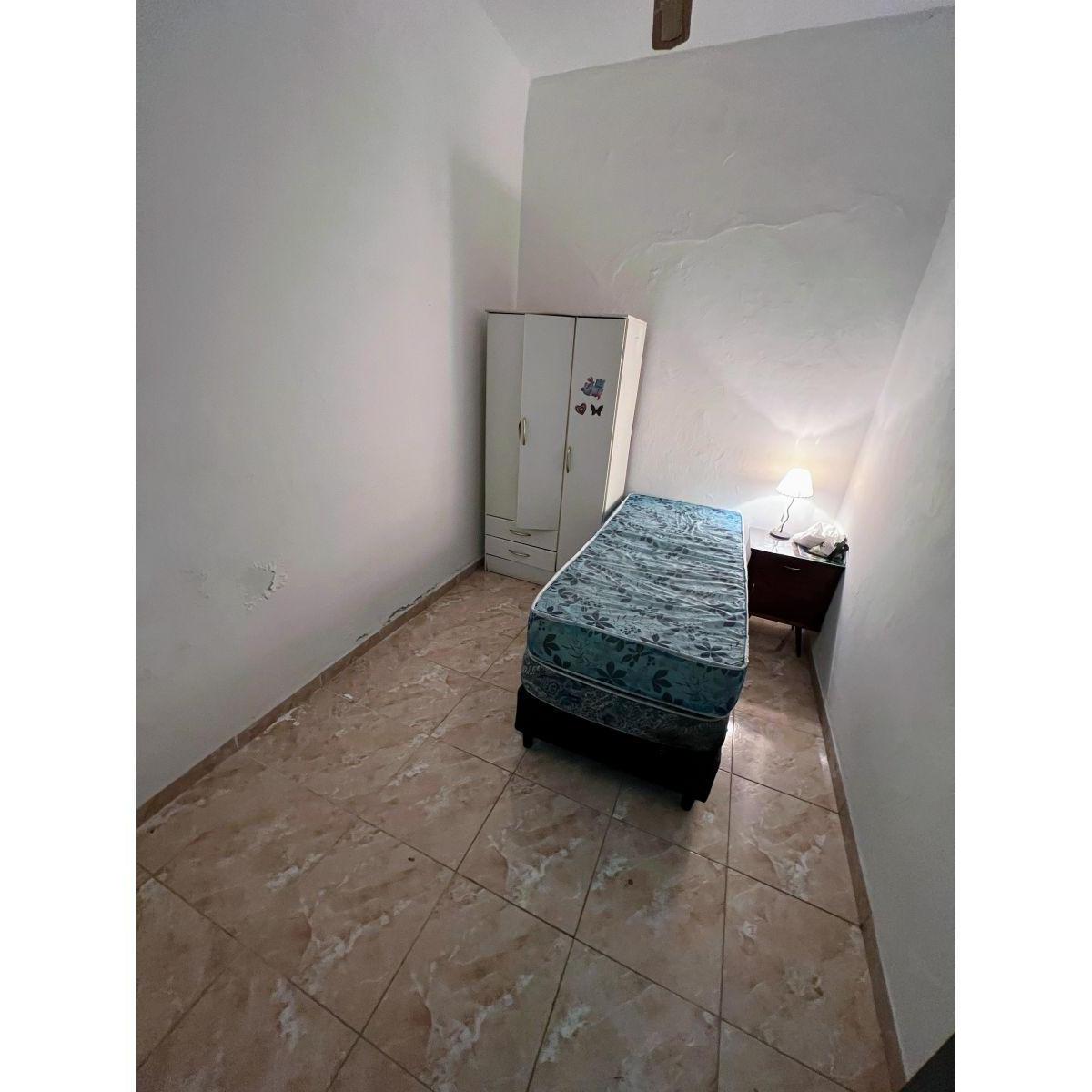 Venta. Centro/nvacba. Importante Propiedad Ideal Para Geriatrico/hostel/empresa. 470 m Terreno 320 2