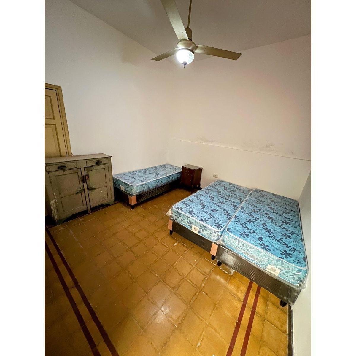 Venta. Centro/nvacba. Importante Propiedad Ideal Para Geriatrico/hostel/empresa. 470 m Terreno 320 3