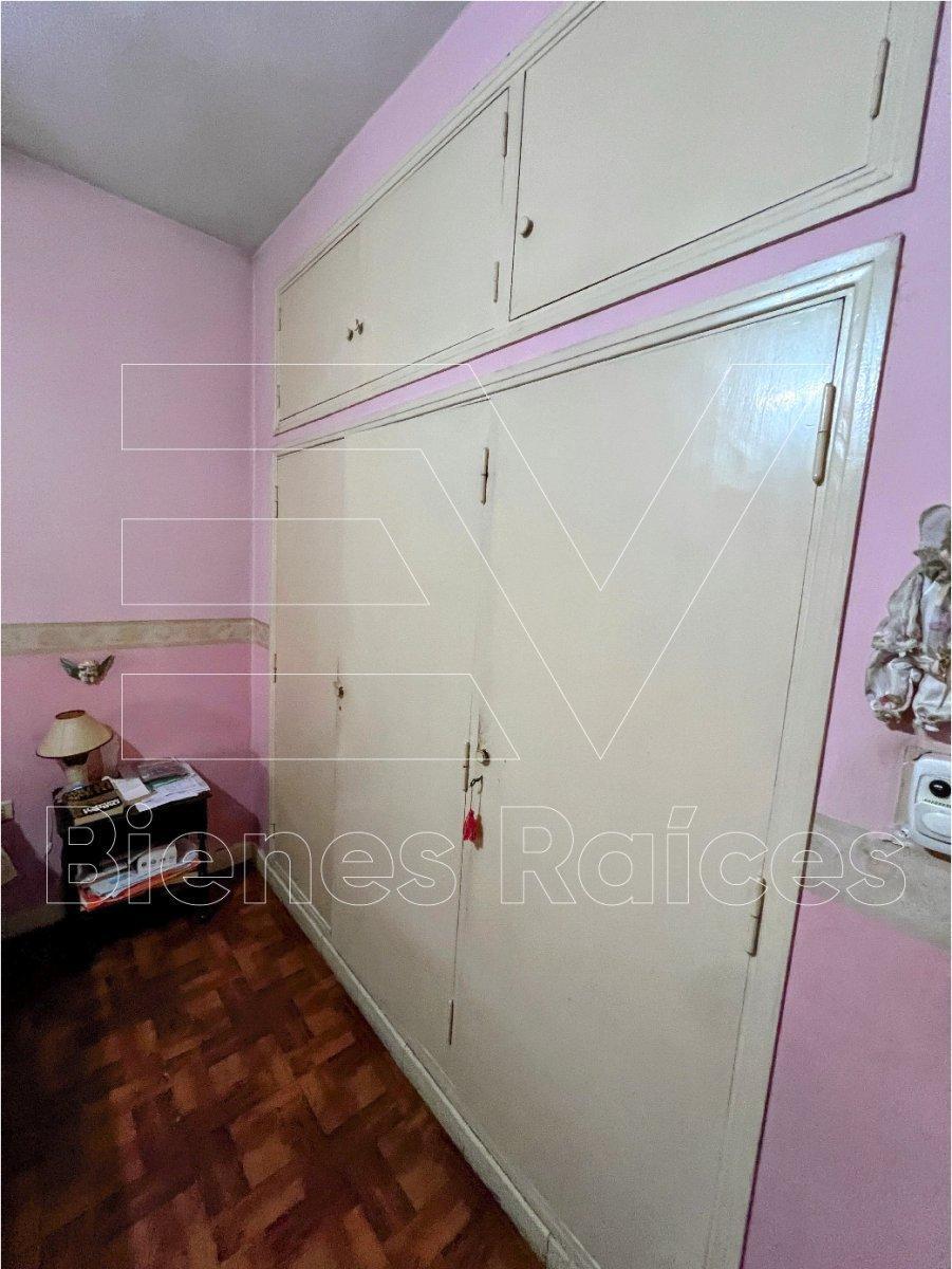 Venta. Apto Credito. Propiedad Barrio Colon con Gran Patio y Parquizacion. Escritura 3