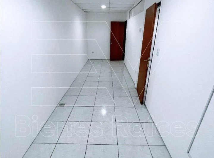 ALQUILER. CAÑADA Y MONTEVIDEO. ESPECTACULAR PROPIEDAD 600 MTS CUBIERTOS. 3 NIVELES. NO PAGA EXPENSAS 5