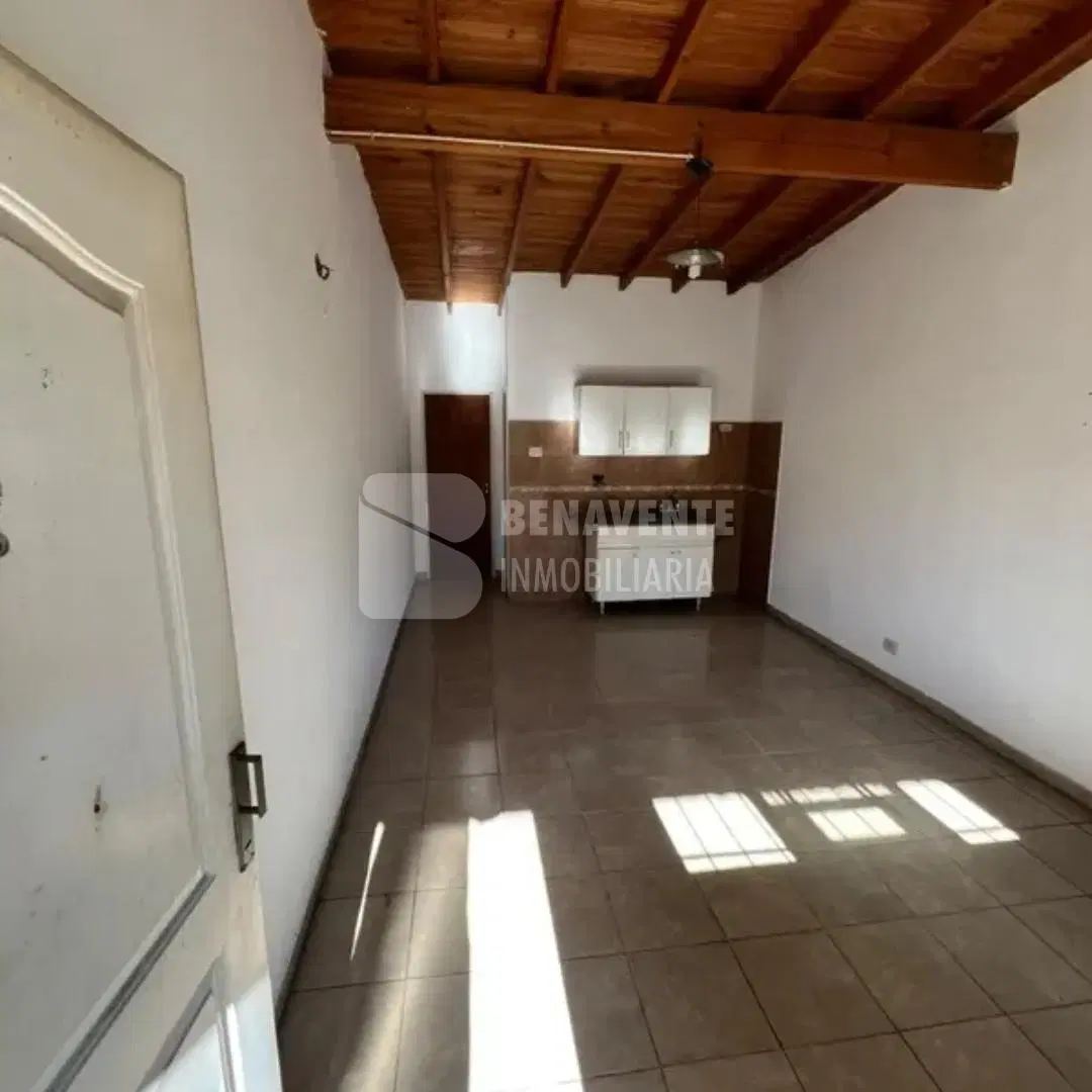 Departamento 2 ambientes con cochera en venta – Villa Luzuriaga | Excelente oportunidad 4