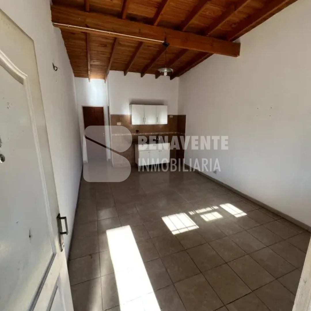 Departamento 2 ambientes con cochera en venta – Villa Luzuriaga | Excelente oportunidad