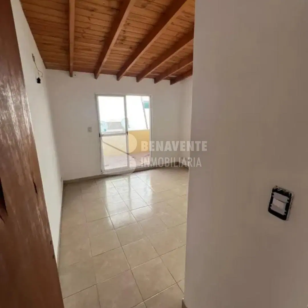 Departamento 2 ambientes con cochera en venta – Villa Luzuriaga | Excelente oportunidad 2