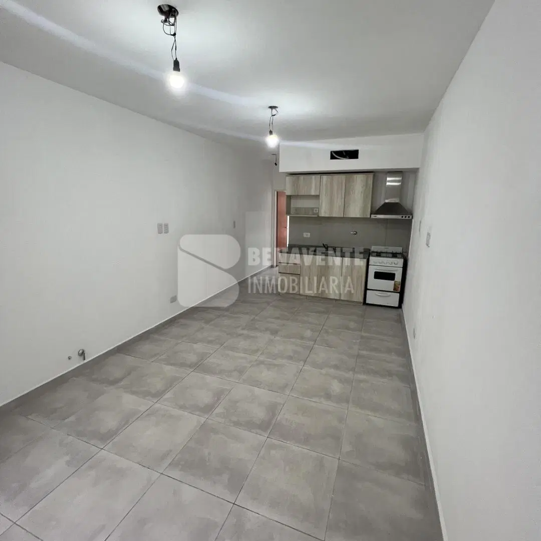 Alquiler Departamento 2 Ambientes en Villa Luzuriaga 4