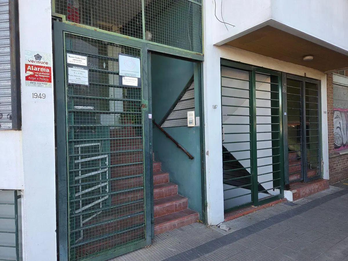 Vende o Vende - Oportunidad Inmueble Deposito y Oficina - Ubicación Estratégica - 215 m² Aproximados 5