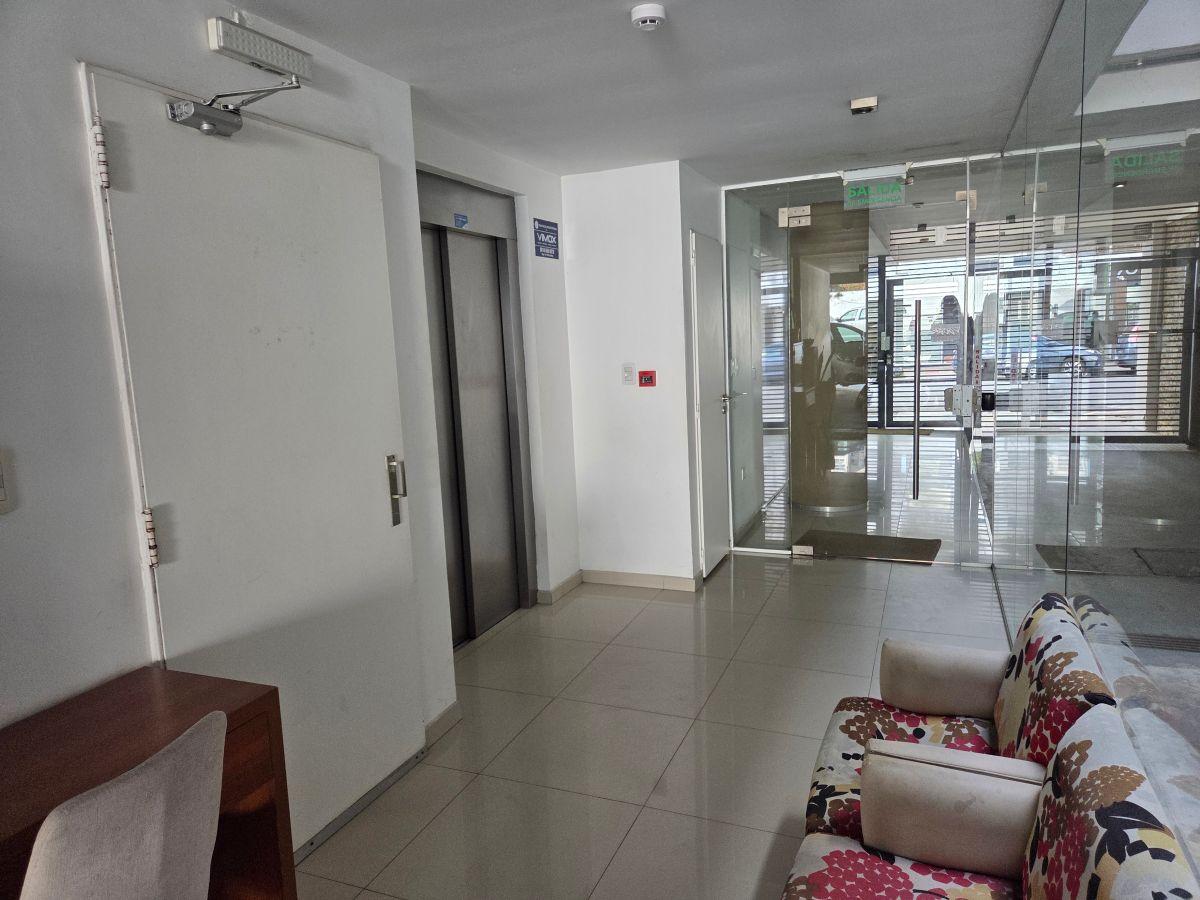 Foto de Venta Oficina Zona Tribunales y Centro - OPORTUNIDAD - 48 entre 11 y 12, imagen 3