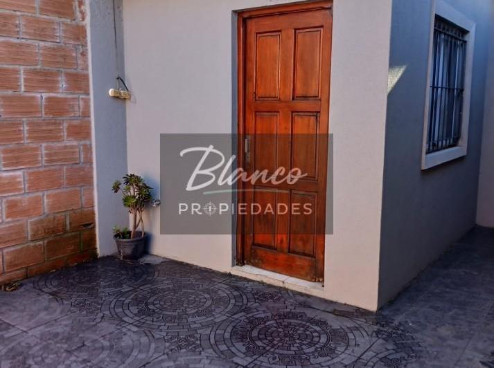 Hermosa Casa en venta  - Ideal para vivienda permanente.- 5