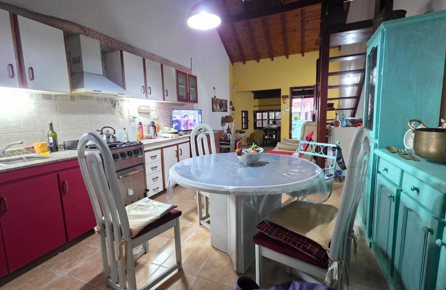 Foto de chalet de 4 ambientes sobre la calle La Rioja al 1100, imagen 5