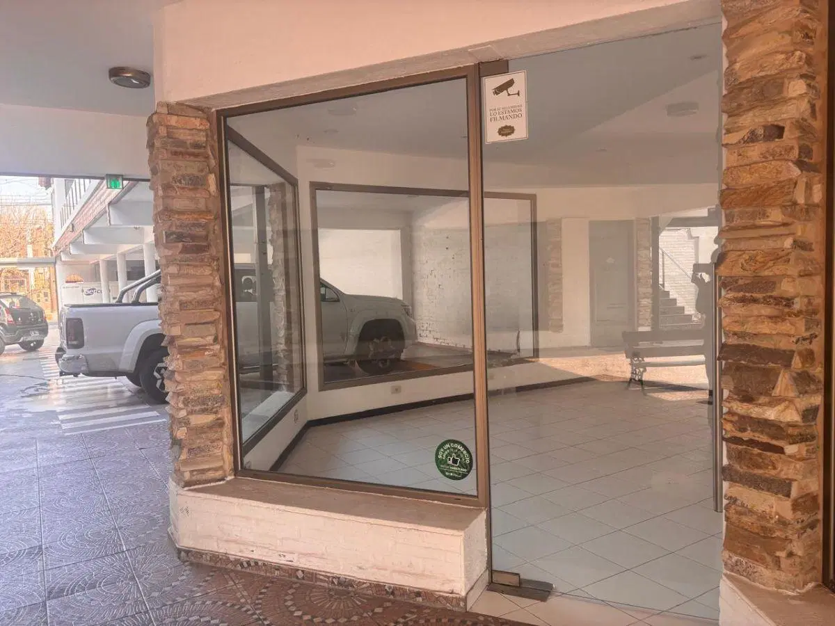Galería Paseo Madero – Oficina o Local Comercial 3