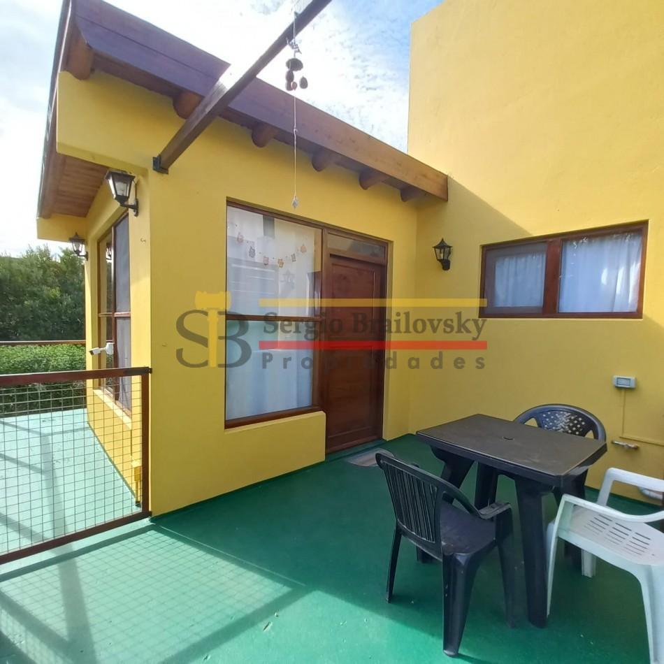 Se Vende Complejo de Cuatro Cabañas en Mar Azul 1
