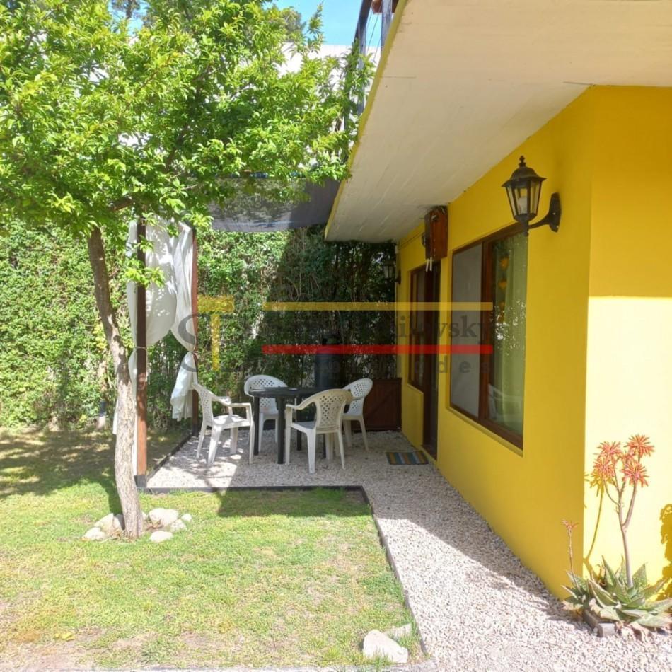 Se Vende Complejo de Cuatro Cabañas en Mar Azul 3
