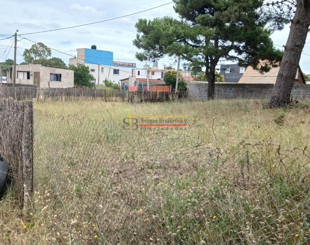 Gran Lote en Venta en Villa Gesell - Multiples Posibilidades 4