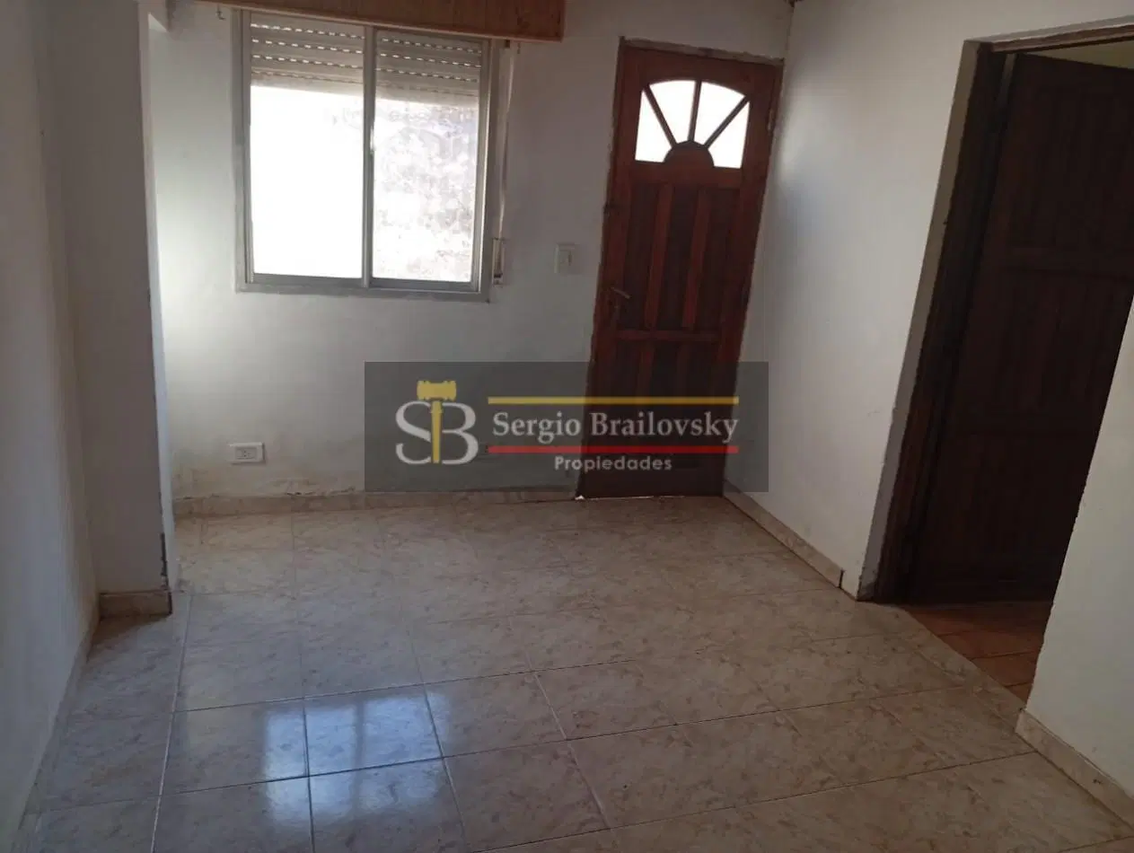 ALQUILER ANUAL EN VILLA GESELL CASA 4 AMBIENTES 2