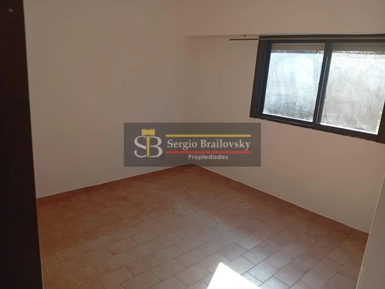 ALQUILER ANUAL EN VILLA GESELL CASA 4 AMBIENTES 4