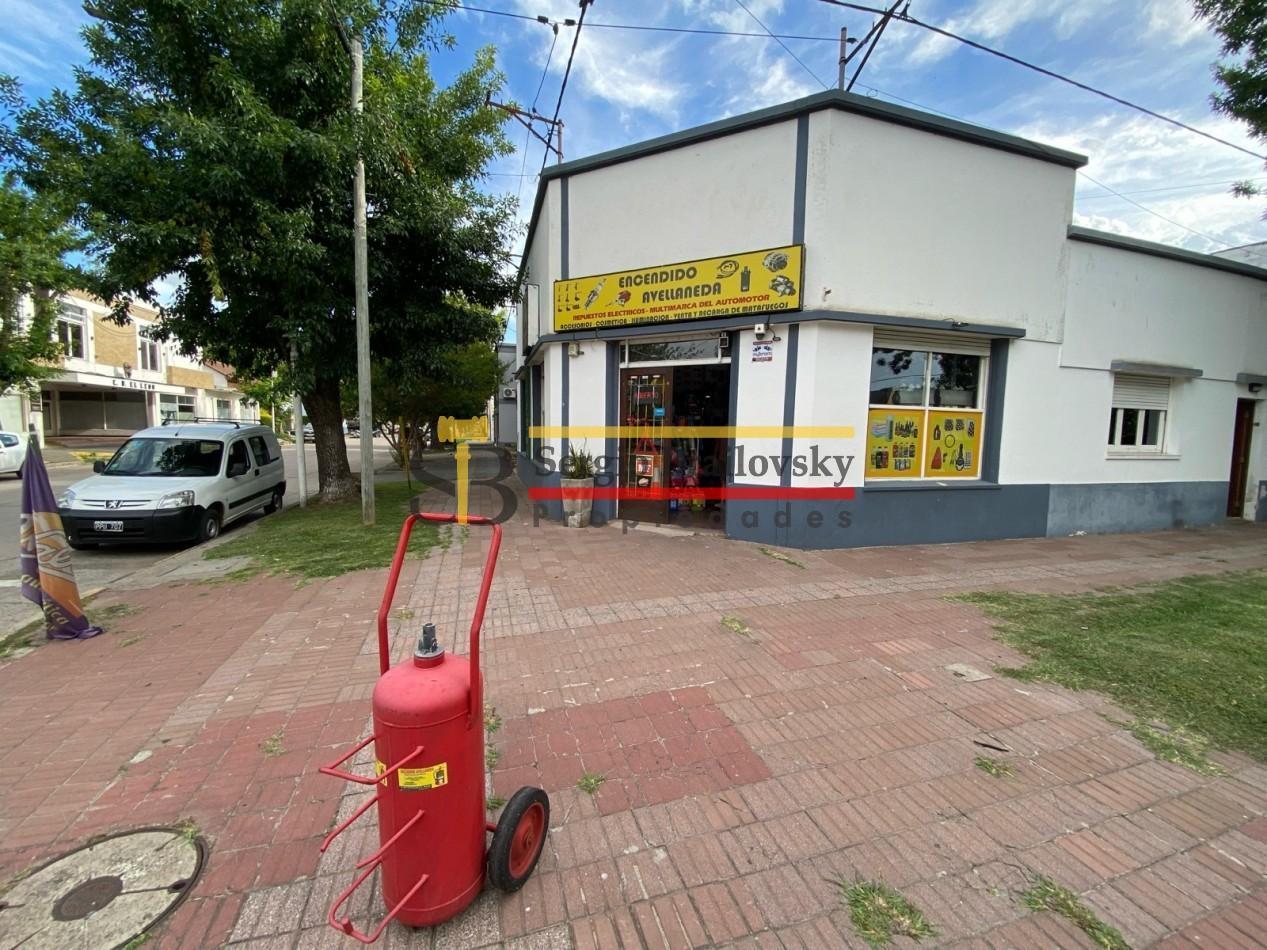 Foto de EN VENTA LOCAL CON VIVIENDA IMPORTANTE ESQUINA EN GENERAL MADARIAGA, imagen 2