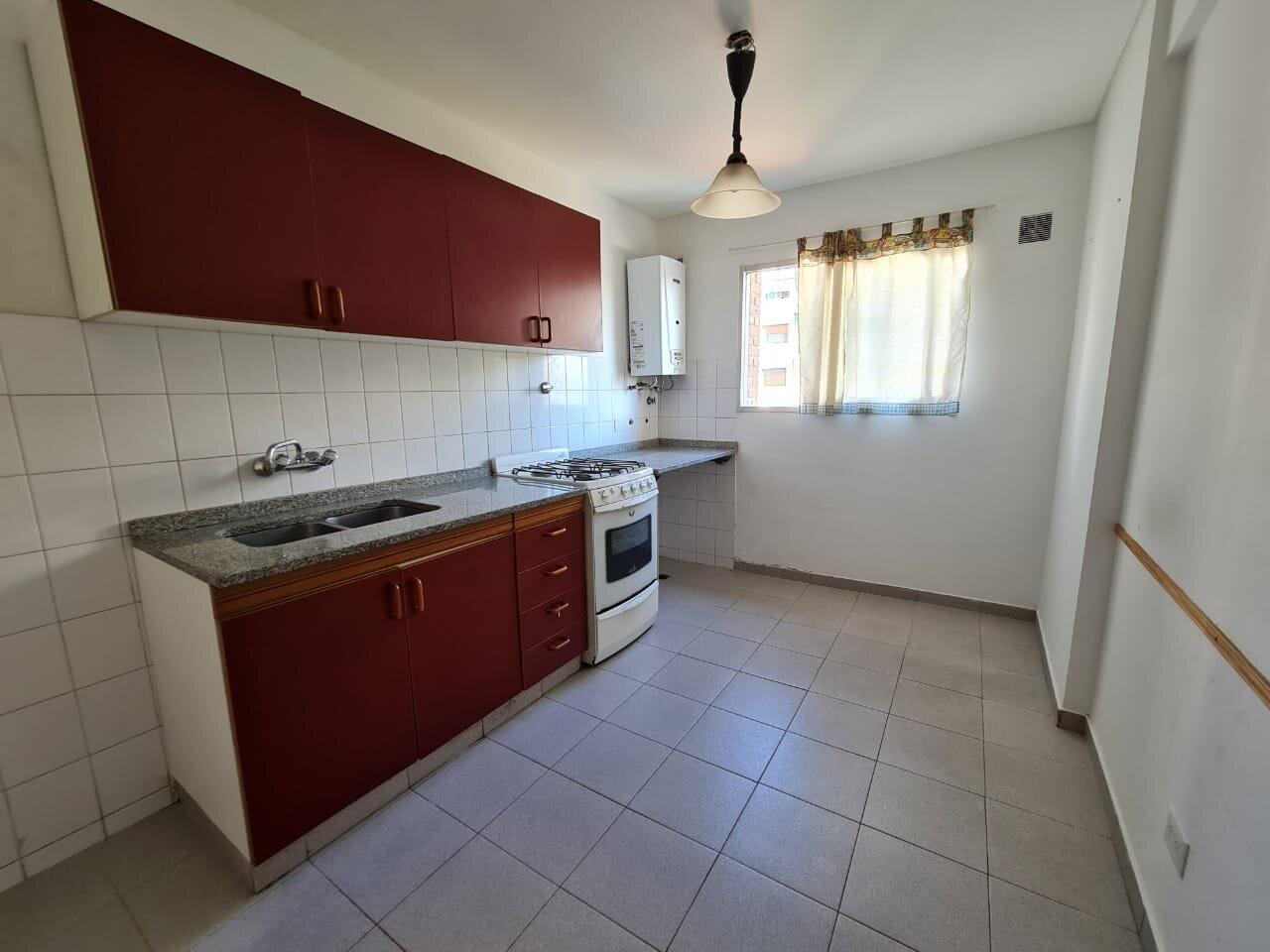 Foto de ALQUILER DEPARTAMENTO 2 AMB CON COCHERA, imagen 3