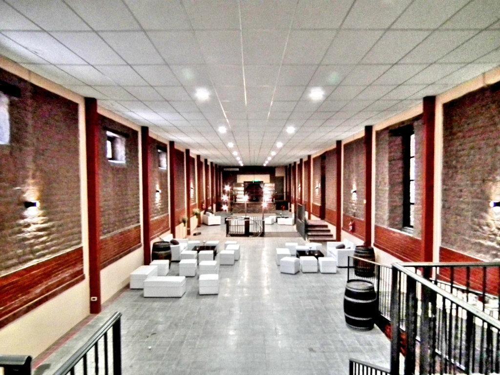 Venta - (Hostel - Restaurante - Bodega - Salón de Eventos) - Maipú 3