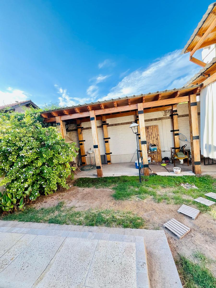 Venta - Casa - Alto Dorrego (Recibe Permutas) 2