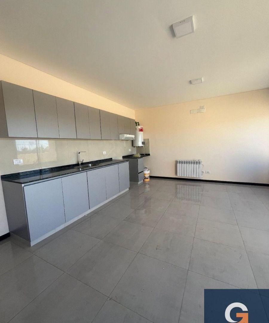 Departamento en venta c/ cochera en Maipú