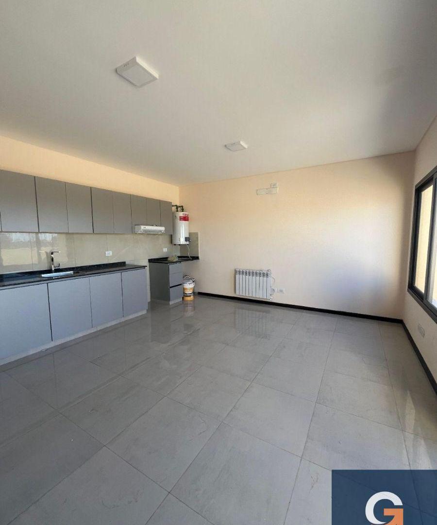 Foto de Departamento en venta c/ cochera en Maipú, imagen 1